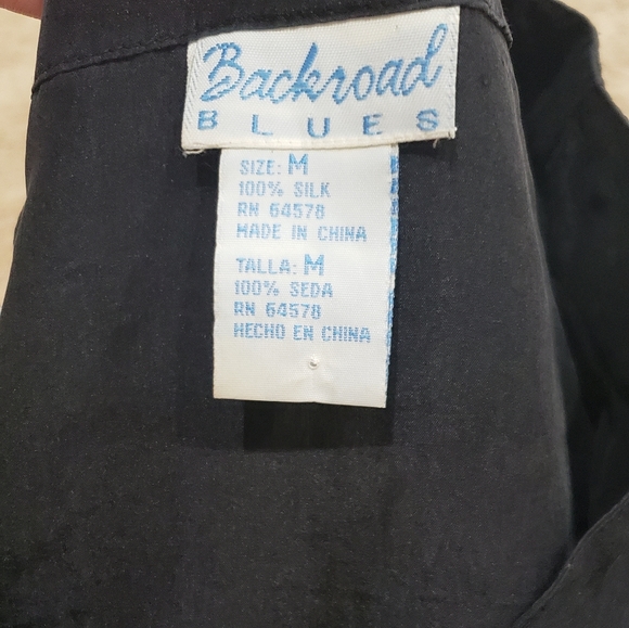 Navy blue 100% silk button down top - Picture 7 of 7